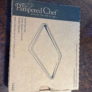 Pampered Chef small bar pan